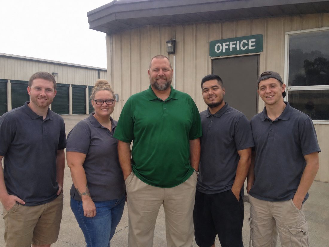 Pest control professionals in McAllen, TX